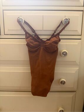 SKIMS 🍫 Thong Bodysuit